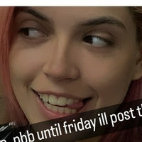 Adri_ch4n Naakt