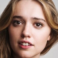 Aimée-Lou Wood Naakt