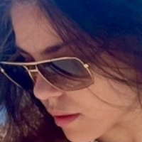 Alena Gonzales Naakt