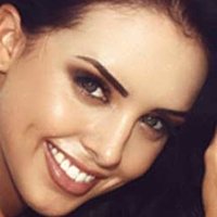 Alexandra Lillian Naakt