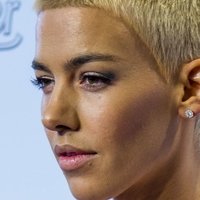 Alina Süggeler Naakt