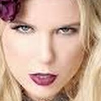 Alyssa Nicole Pallett Naakt