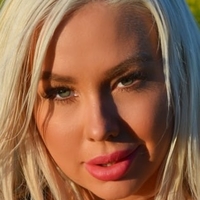 Amanda Breden Naakt