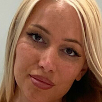 Amanda C. Emilia Naakt