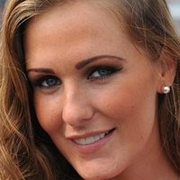 Amii Grove Naakt