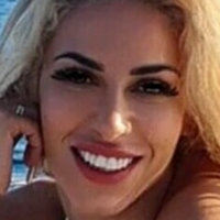 Anastasia Giousef Naakt