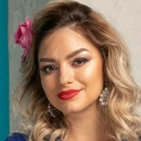 Andreea Ungur Naakt