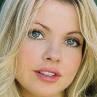 Angela Little Naakt