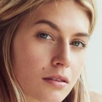 Annie McGinty Naakt