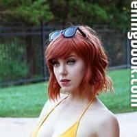 April Gloria Naakt