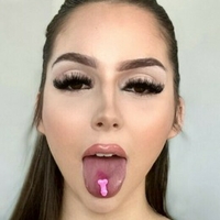 ari.babyxxx Naakt