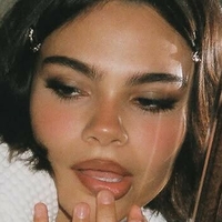 Ariana Greenblatt Naakt