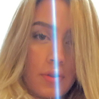 Ariana Linares Naakt