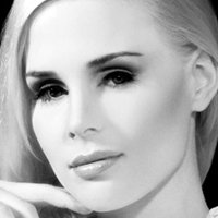 Ariane Sommer Naakt