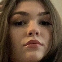 ariataylor Naakt