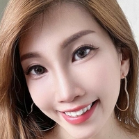 Ariea Chen Naakt