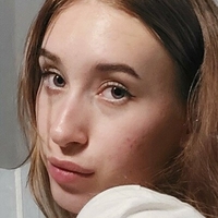 aryayarol Naakt