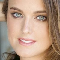 Ashley Newbrough Naakt