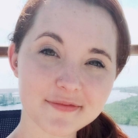 Aureylian Naakt