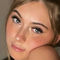 Autumn Alexis Naakt