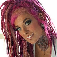 Bambu Suicide Naakt