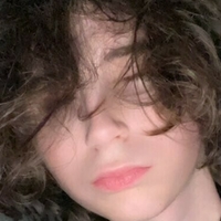 Bellafwee Naakt