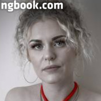 Beth Randell Naakt