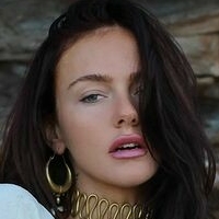 Bindi London Naakt