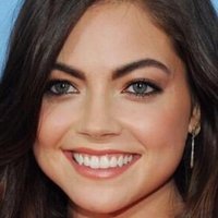 Caitlin Carver Naakt