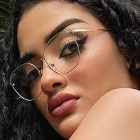 Camila Krystel Naakt