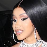 Cardi B Naakt