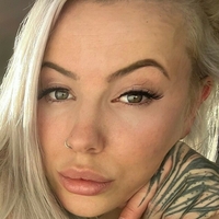 Cathy Naakt