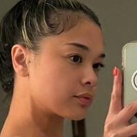 Charis Naakt