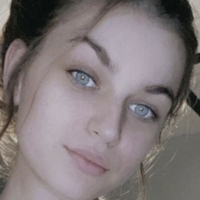 Chloe Thomas Naakt