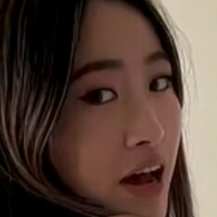 Chloe Zhu Naakt