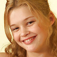 Christine Young Naakt