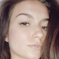 Cjella Naakt