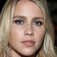 Claire Holt Naakt
