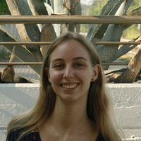 Claudia Veneza Naakt