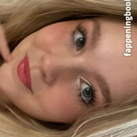 Courtney_36180 Naakt