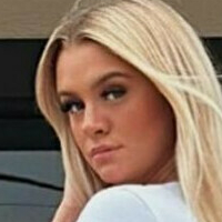 Courtney Alexis Woodruff Naakt