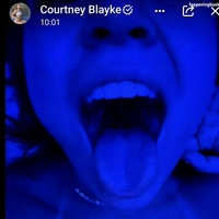 Courtney Blayke Naakt