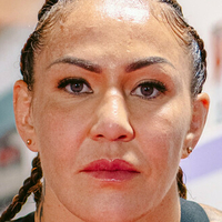 criscyborg Naakt