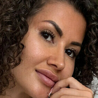 curlyamelia Naakt