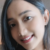 cutenbusty Naakt