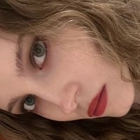 Danielle Poser Naakt