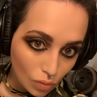 DaniLou Naakt