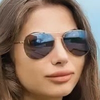 Daria Shy Naakt