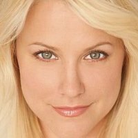 Denise Zakovich Naakt