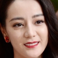 Dilraba Dilmurat Naakt